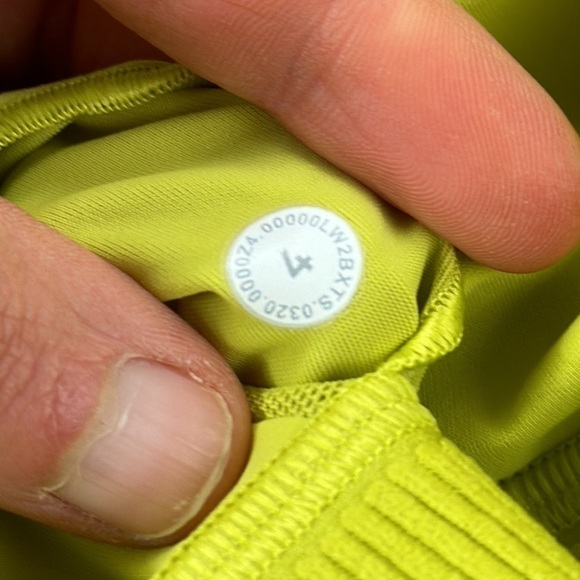 Lululemon Unleash Strength Bra *Medium Support, B/C Cup Yellow Serpentine - Picture 5 of 5